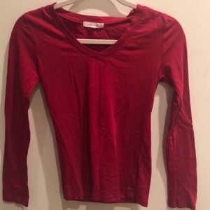 V-Neck Red long sleeve shirt❤️